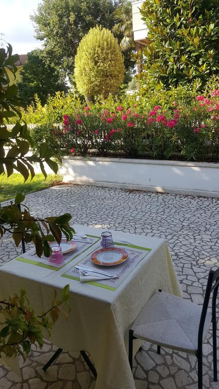 Villa Gioia Rooms Монтегранаро Экстерьер фото